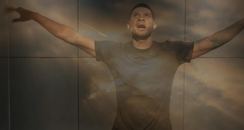 Usher- 'Numb'