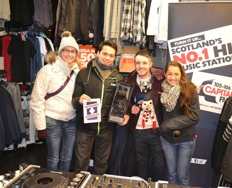 Were you pap'd by the Capital Street Stars?