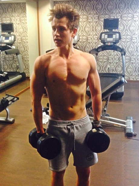 James Mcvey Shirtless James Mcvey Shirtless The Vamps Hot Sex Picture 