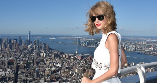 Where does Taylor Swift live?