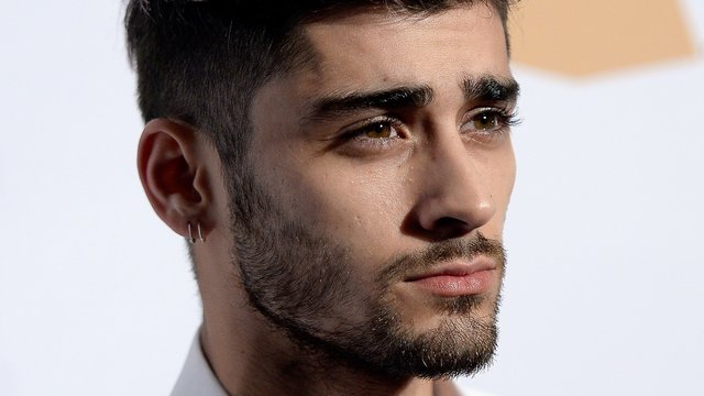 The Search Is Over… Here&#39;s 5 Pics That Prove ZAYN Is The ULTIMATE &#39;Man Who ... - zayn-malik-grammy-awards--1455878715-list-handheld-1